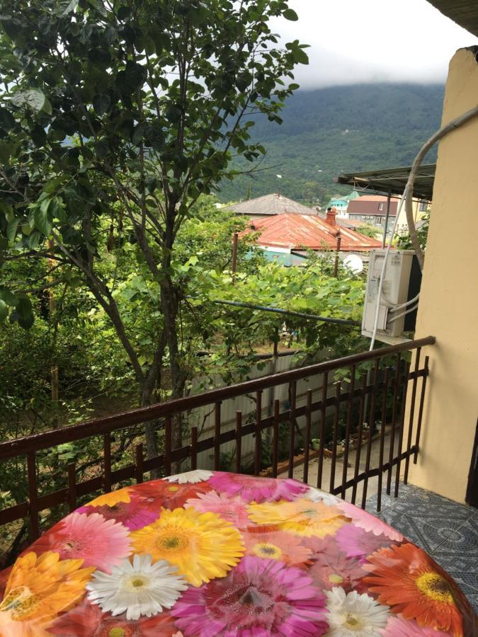 Orhidea guest house Gagra Exterior foto