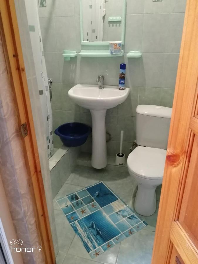 Orhidea guest house Gagra Exterior foto