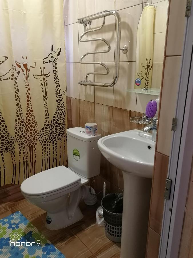Orhidea guest house Gagra Exterior foto
