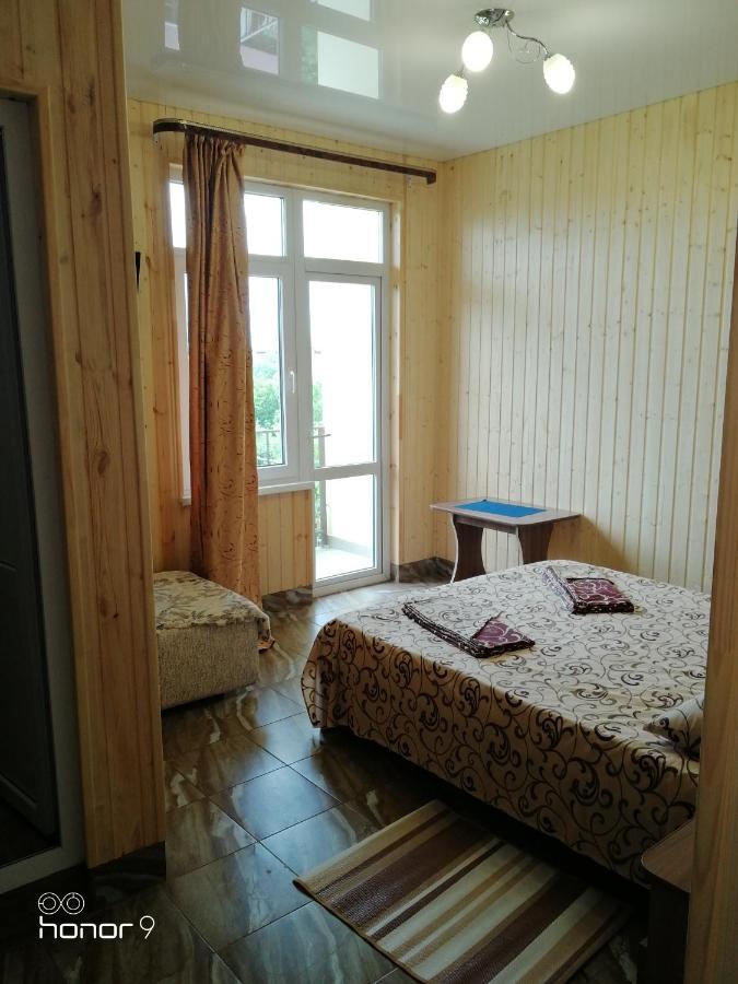 Orhidea guest house Gagra Exterior foto